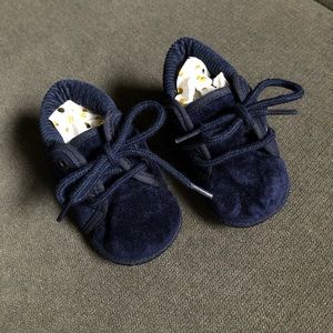 Mothercare infant shoes 0-3m EUC